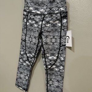 ZYIA Cobra Metallic Pocket LnT Capri